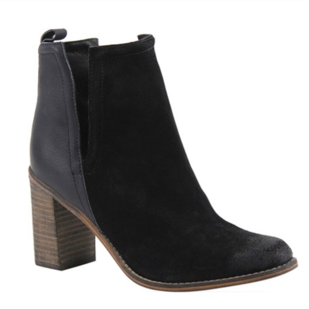 Diba True Later On black booties